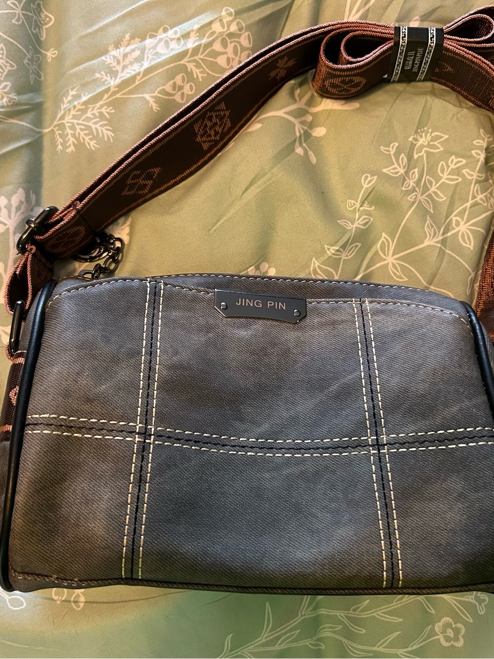 Crossbody bag